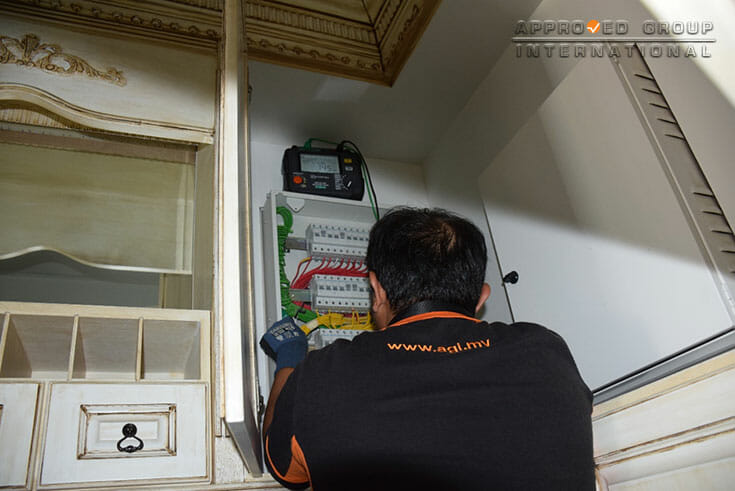 Insulation testing on the alleged damaged house electrical wiring due to exposure to fire and heat